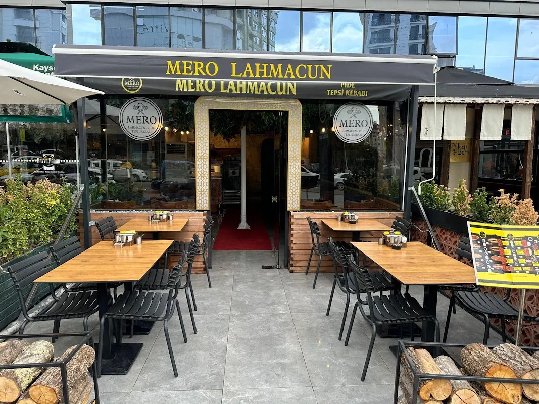 Mero Lahmacun - Tepsi Kebap & Pide