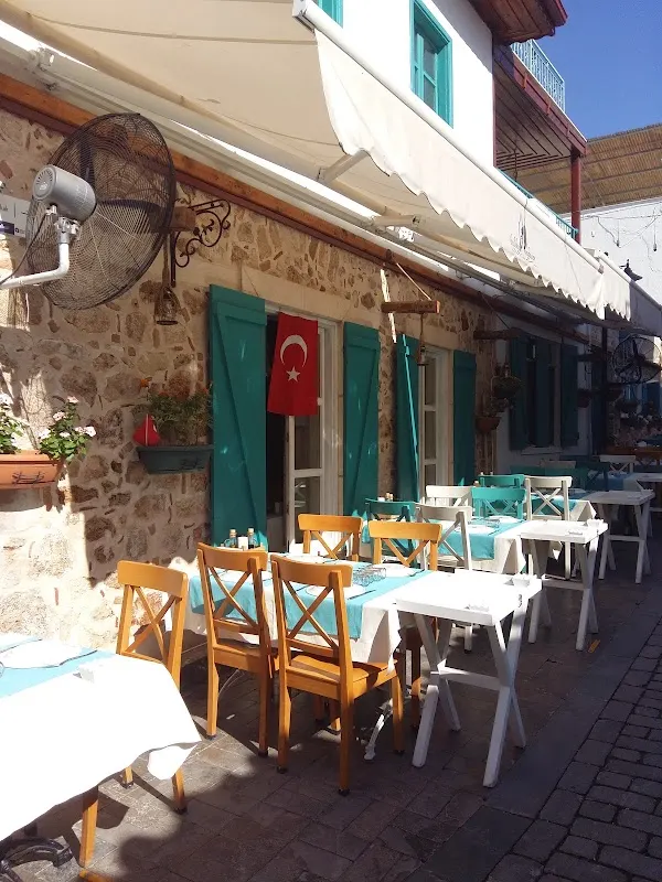 Balıkçı Meyhanesi Kaleiçi