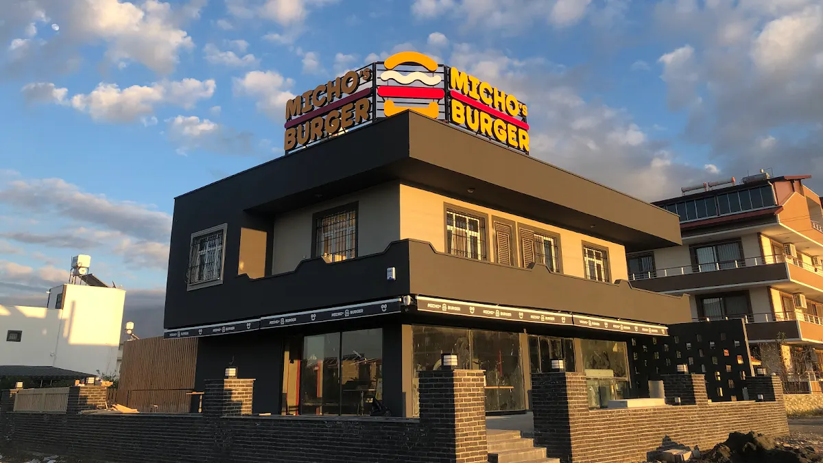 Micho's Burger