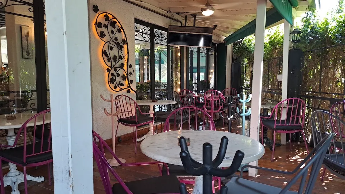 Maki Restoran Uğur Mumcu