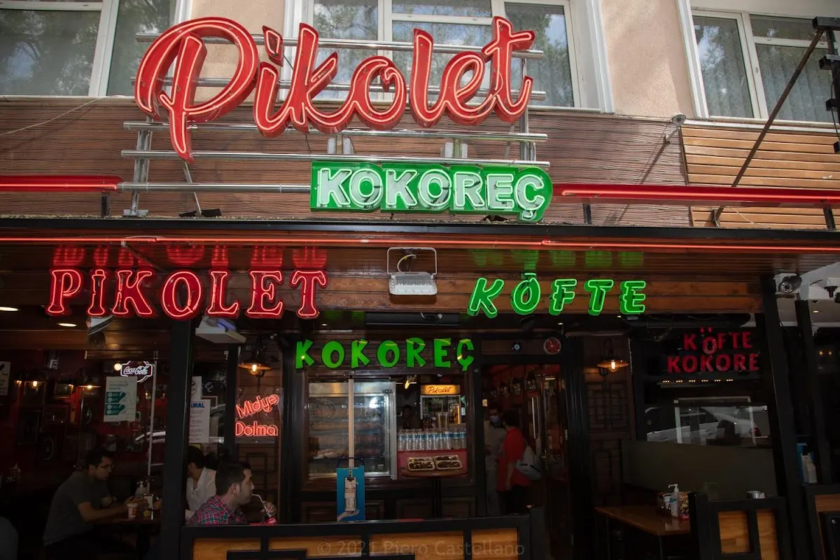 Pikolet Kokoreç