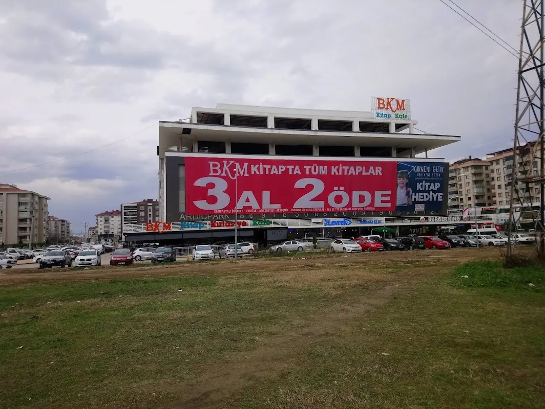 Bkmkitap - Özlüce Şubesi