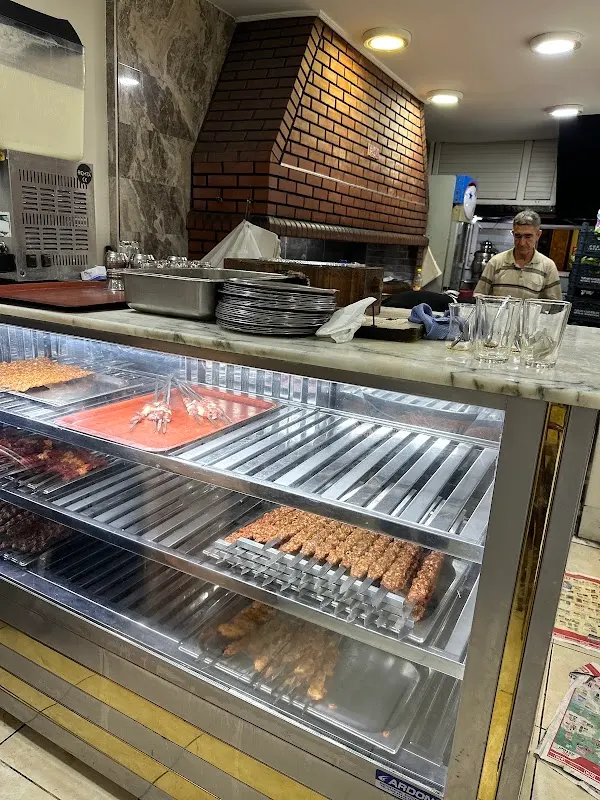 Şükrü Ustanın Yeri