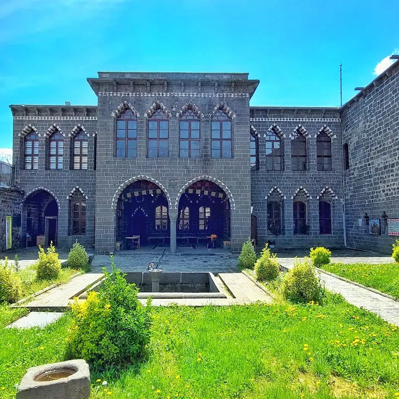 Cemil Paşa Konağı