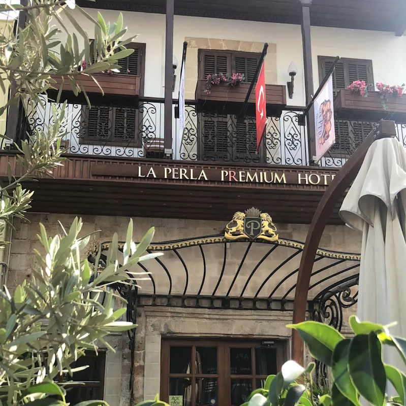 La Perla Premium Hotel Ve Restaurant Şarap Evi