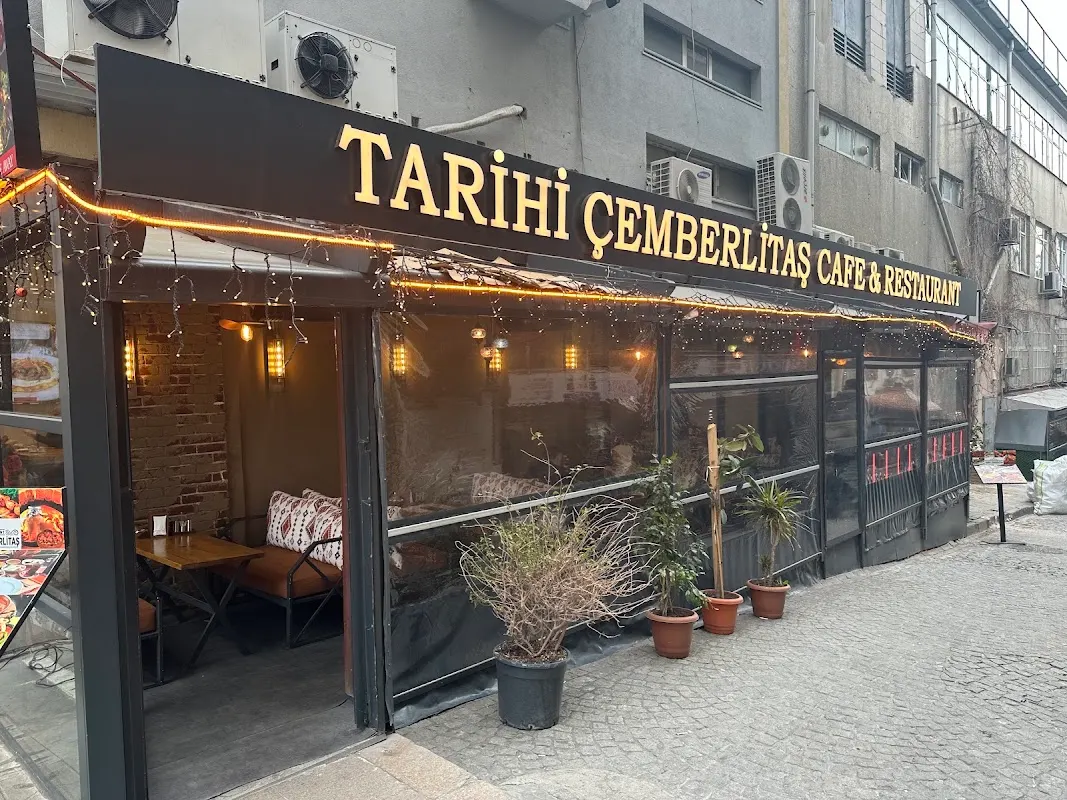 Tarihi Çemberlitaş Cafe Restaurant