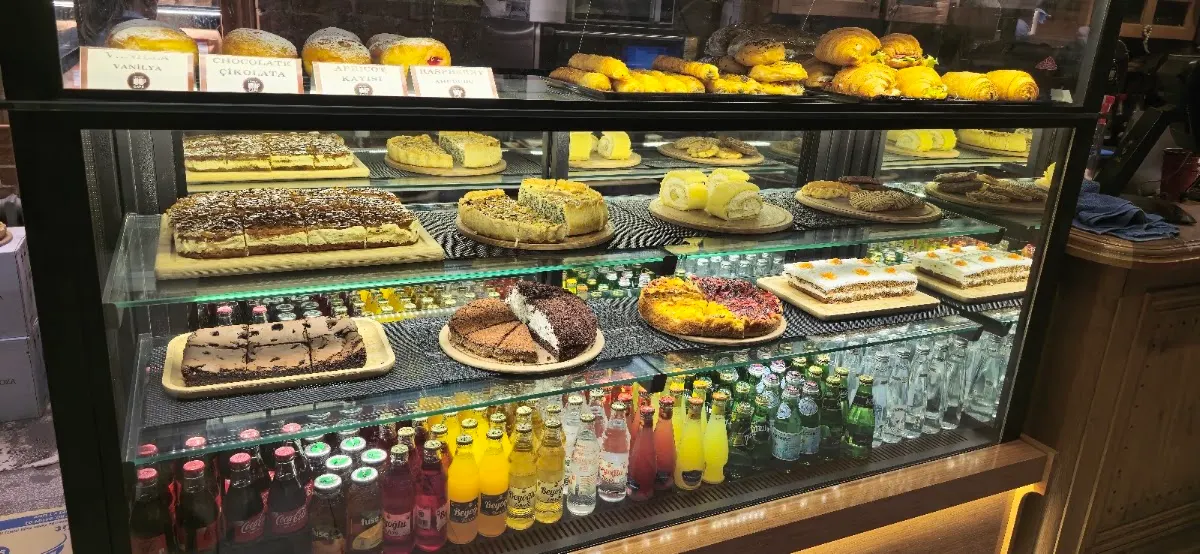 Türk Alman Kitabevi & Cafe