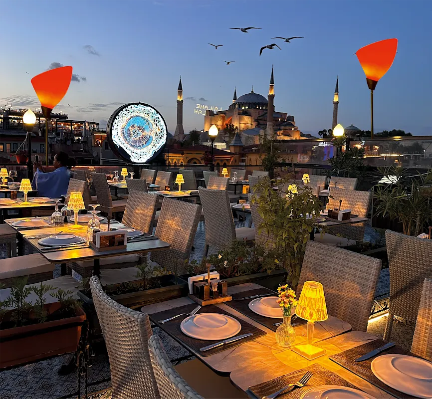 Queb Rooftop Restaurant
