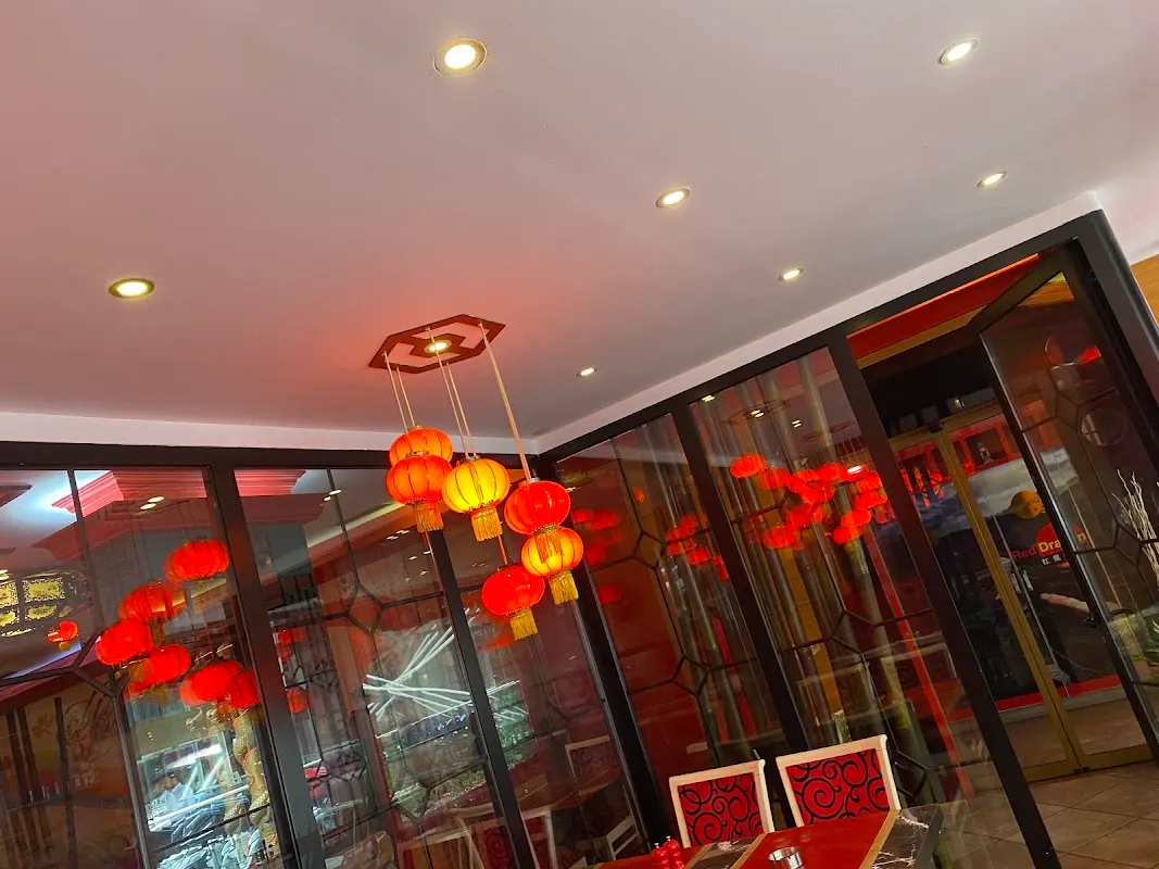 Red Dragon Çin Restoranı