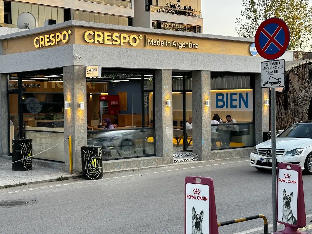 CRESPO BURGER (YAHYA KAPTAN)