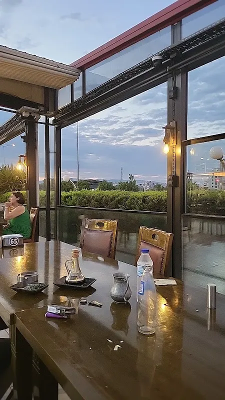Yedi Kardeşler Restoran Kebap ve Lahmacun