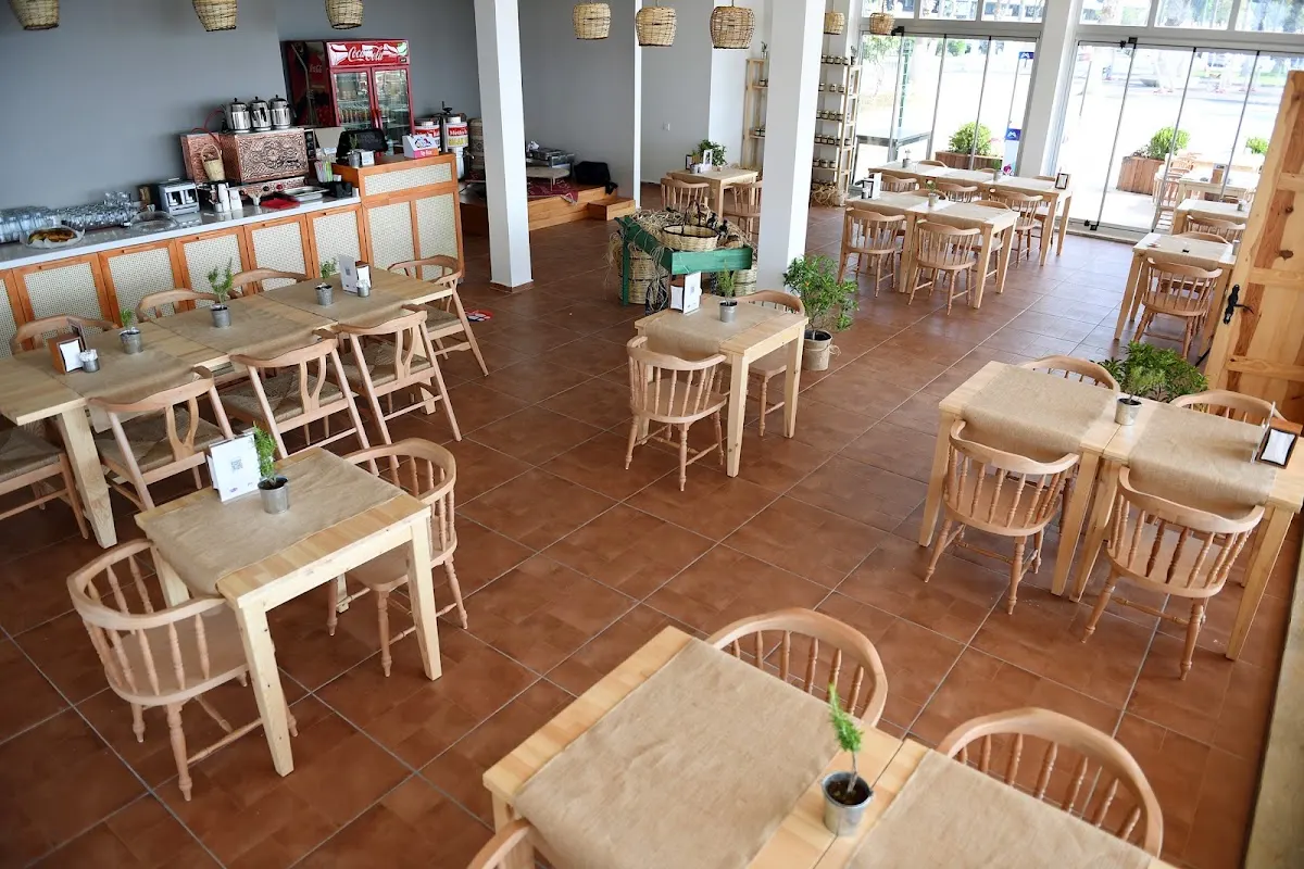 Yöreden Kafe