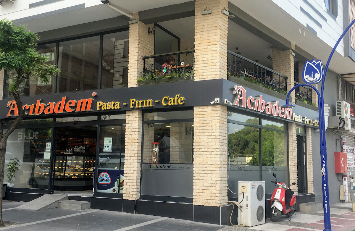 Hera Patisserie Bakery (Eski Acıbadem)