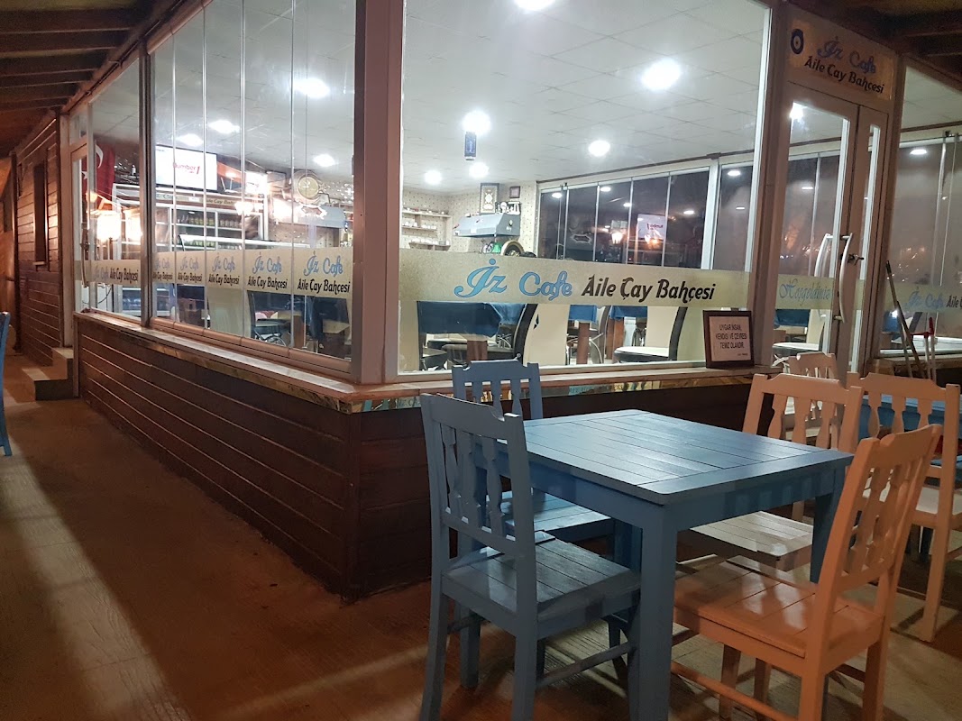İz Cafe Aile Çay Bahçesi