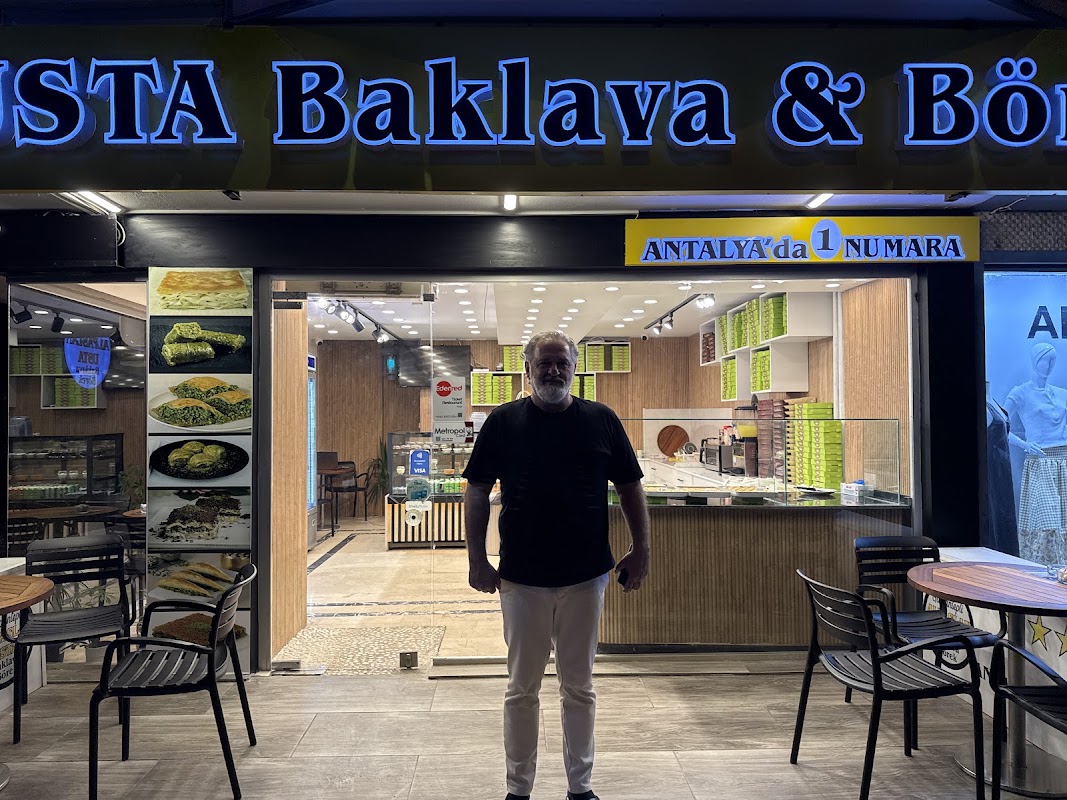 Alpaslan Usta Baklava & Börek Dedeman